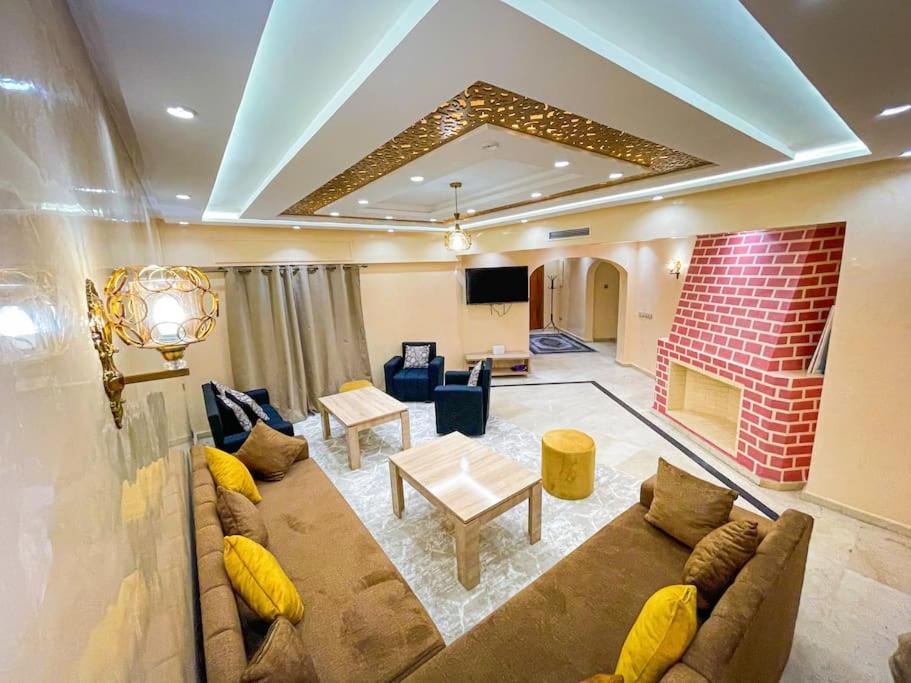 Luxury 3-bedrooms/terraces Gueliz Centre Appartement